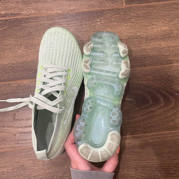 Wmns Air VaporMax Flyknit 3 'Jade Aura' - Picture 3 of 5